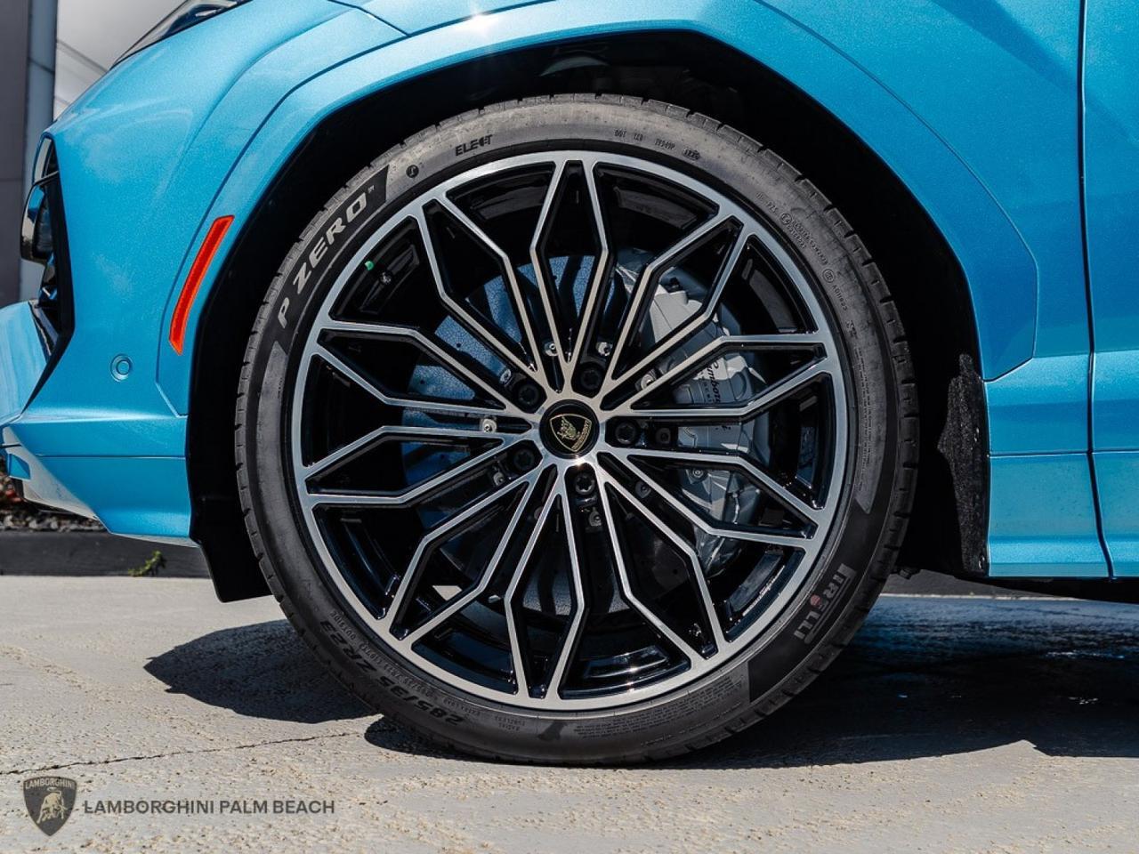 2026 Lamborghini Urus SE West Palm Beach FL