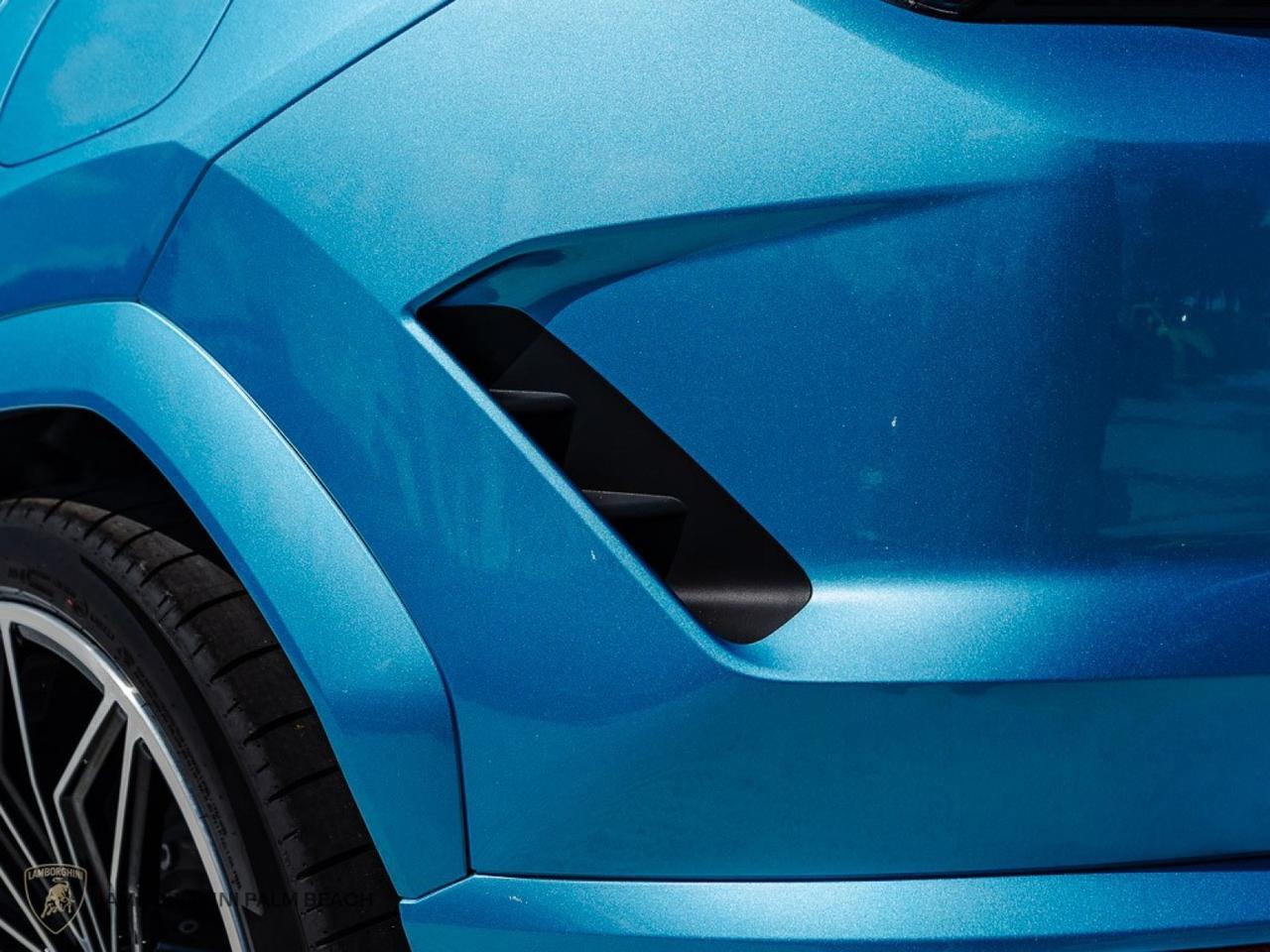 2026 Lamborghini Urus SE West Palm Beach FL