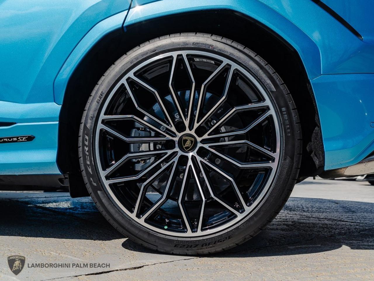 2026 Lamborghini Urus SE West Palm Beach FL