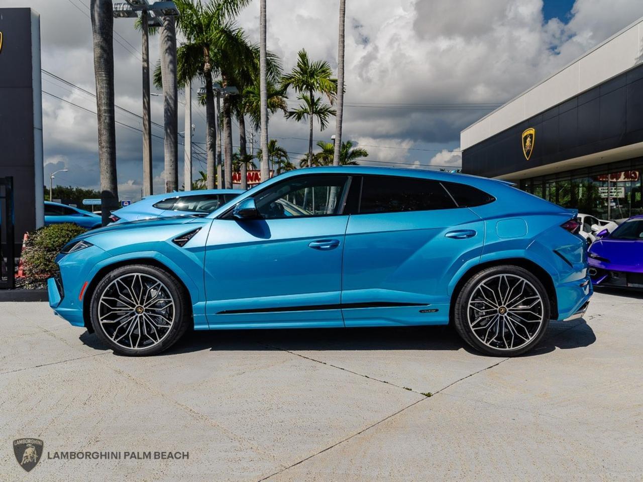 2026 Lamborghini Urus SE West Palm Beach FL