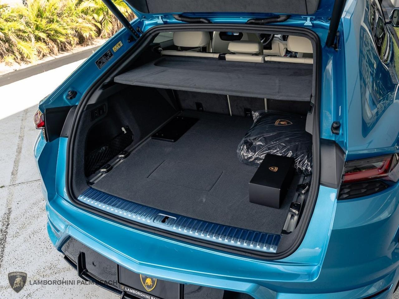 2026 Lamborghini Urus SE West Palm Beach FL