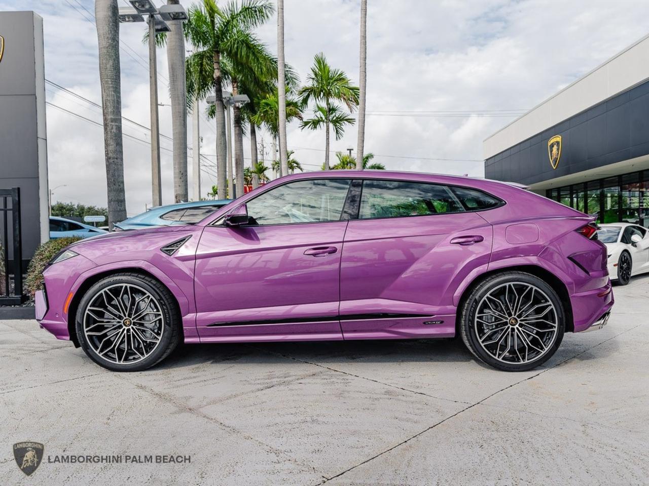 2026 Lamborghini Urus SE West Palm Beach FL