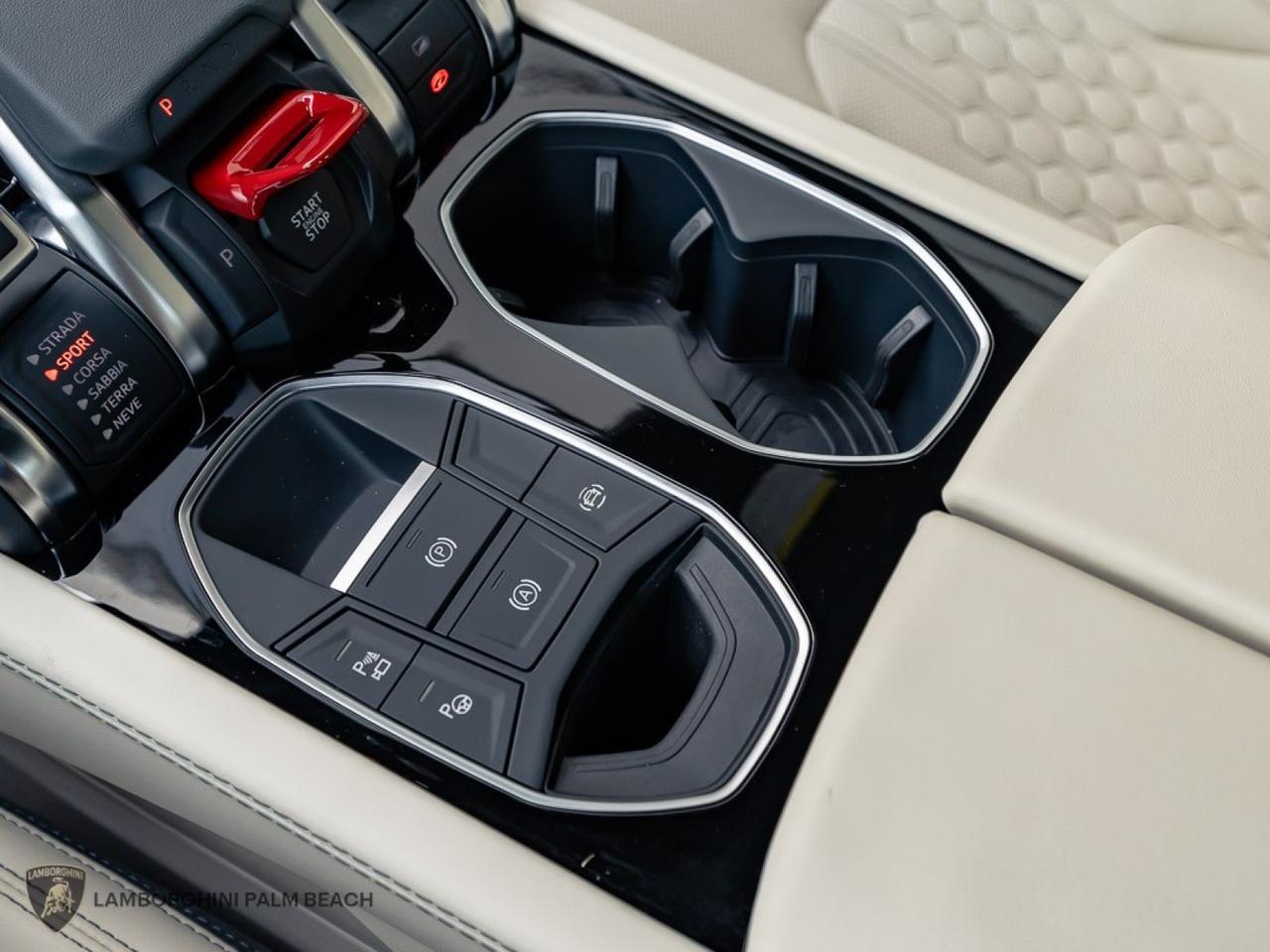 2026 Lamborghini Urus SE West Palm Beach FL