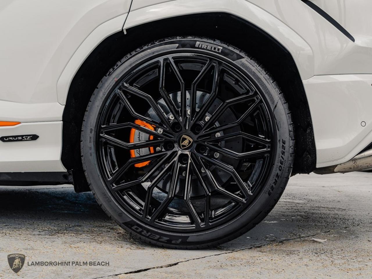 2026 Lamborghini Urus SE West Palm Beach FL