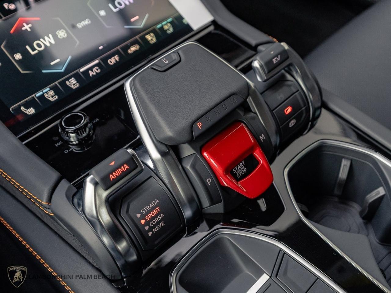 2026 Lamborghini Urus SE West Palm Beach FL