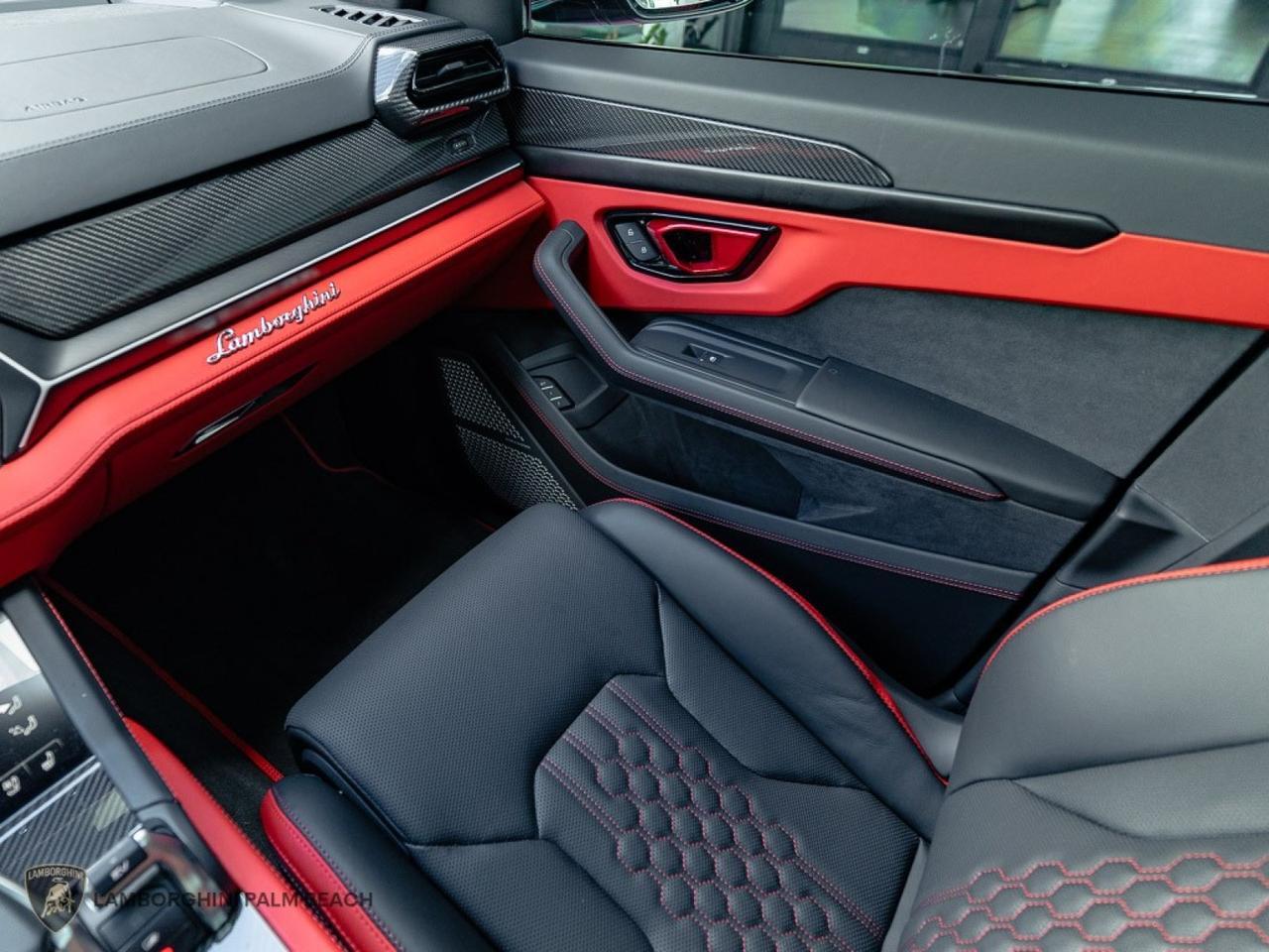 2026 Lamborghini Urus SE West Palm Beach FL