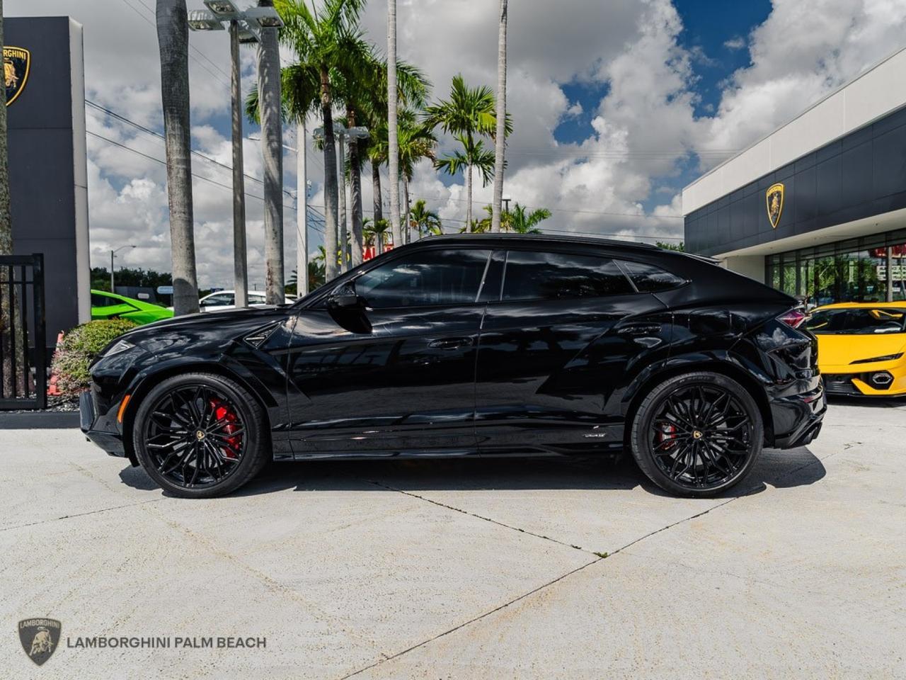 2026 Lamborghini Urus SE West Palm Beach FL