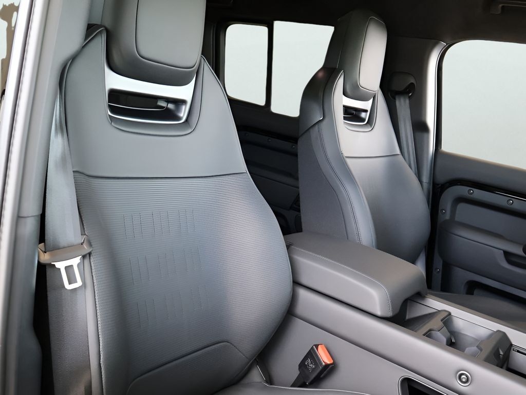 2026 Land Rover Defender 110 OCTA Black San Clemente CA
