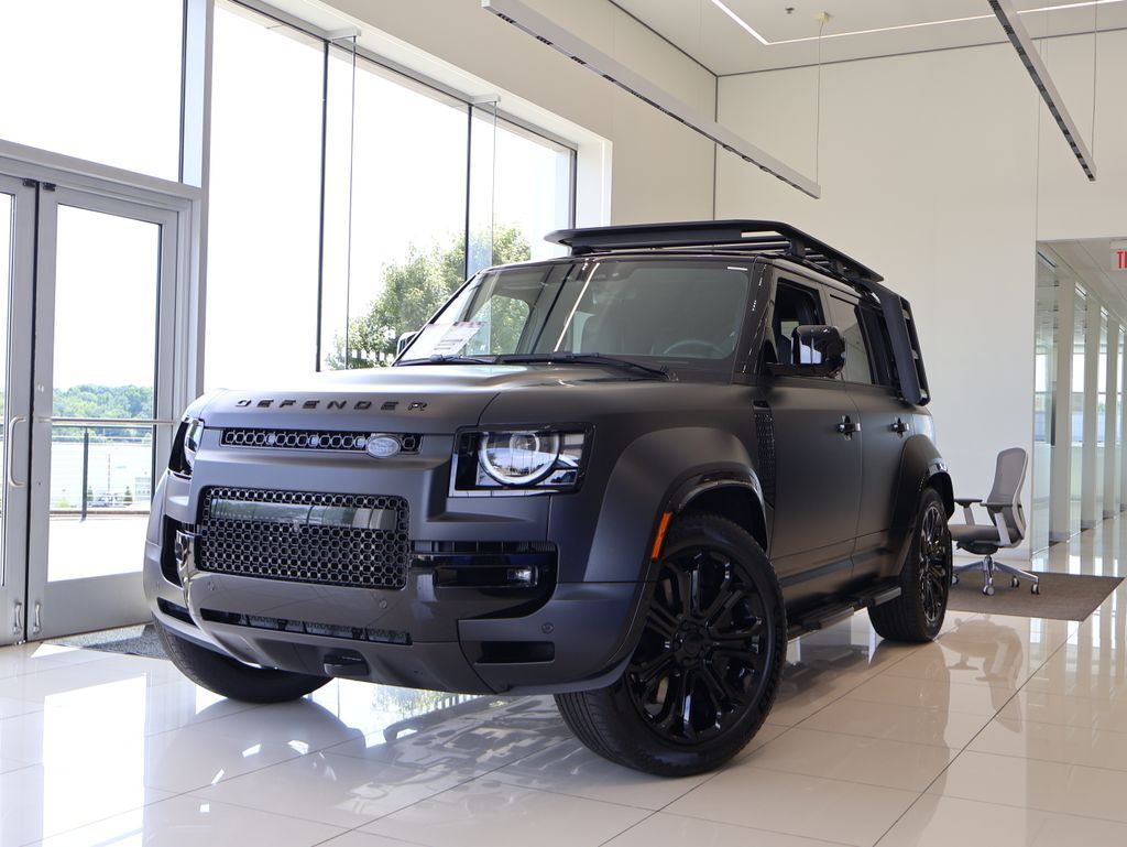 2026 Land Rover Defender 110