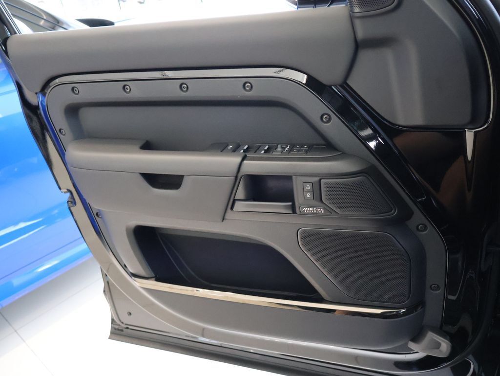 2026 Land Rover Defender 110 OCTA Black San Clemente CA