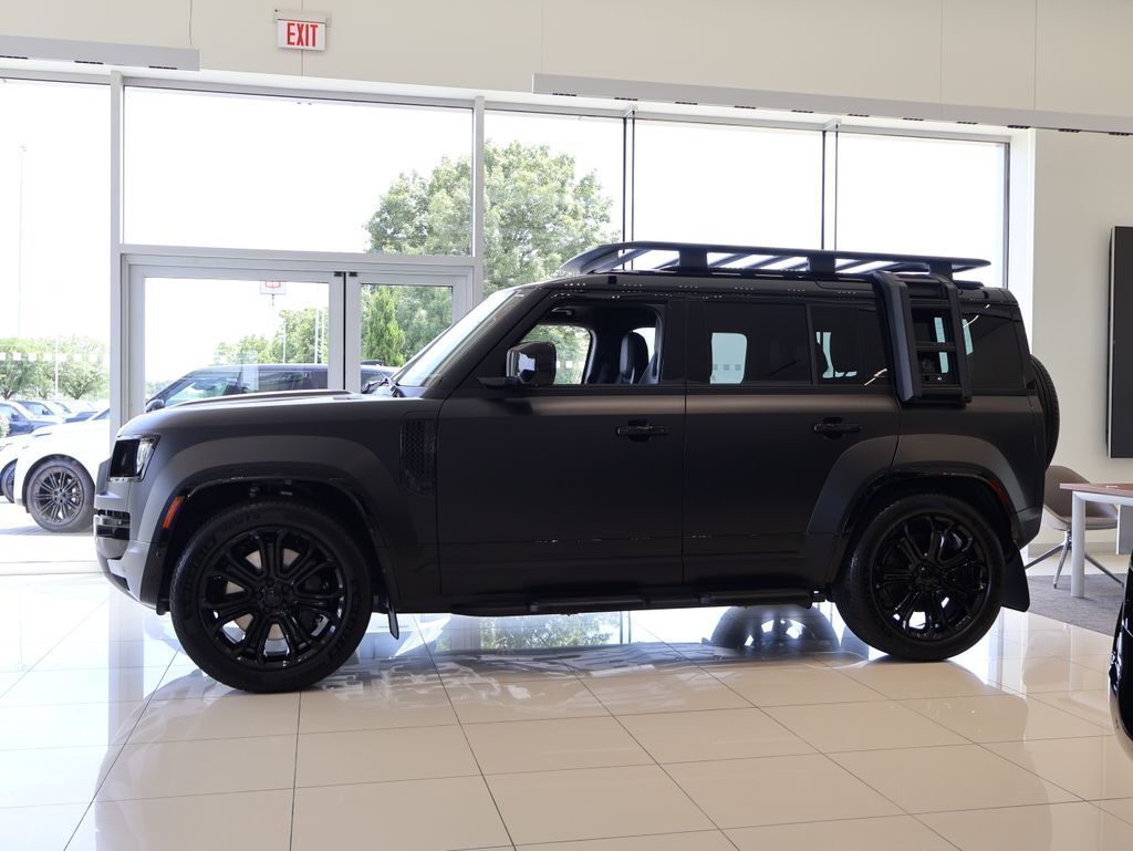 2026 Land Rover Defender 110 OCTA Black San Clemente CA