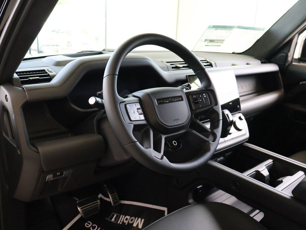 2026 Land Rover Defender 110 OCTA Black San Clemente CA