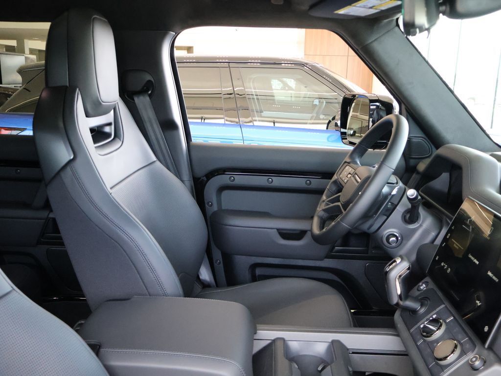 2026 Land Rover Defender 110 OCTA Black San Clemente CA