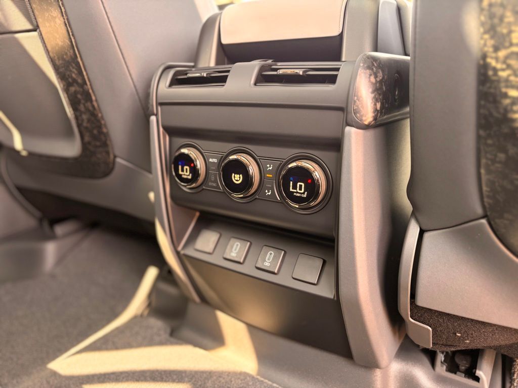 2026 Land Rover Defender 110 OCTA Tucson AZ