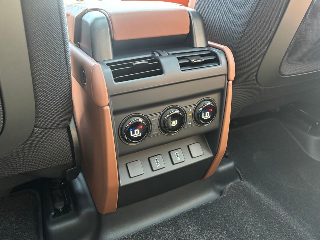 2026 Land Rover Defender 110 OCTA Tucson AZ