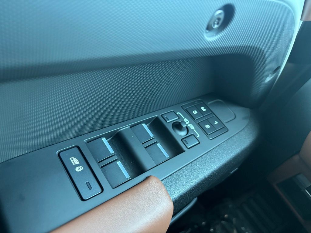 2026 Land Rover Defender 110 OCTA Tucson AZ