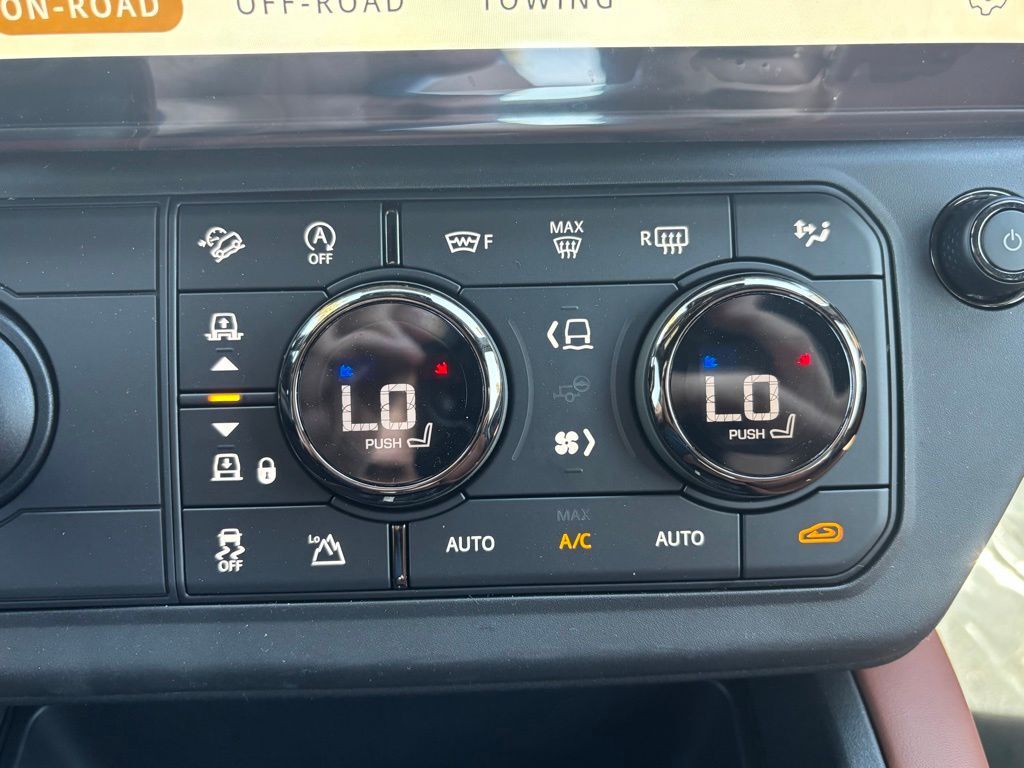 2026 Land Rover Defender 110 OCTA Tucson AZ