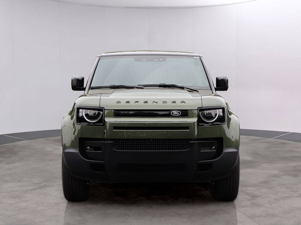 2026 Land Rover Defender 110 S