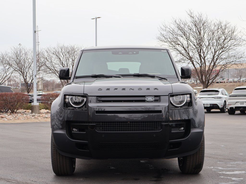 2026 Land Rover Defender 110 S