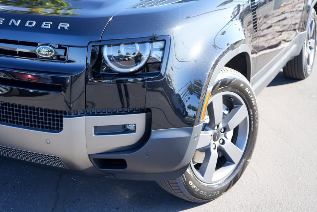 2026 Land Rover Defender 110 S