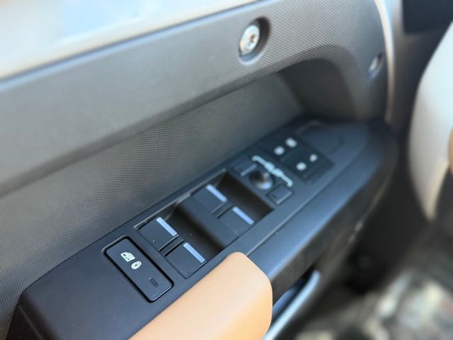 2026 Land Rover Defender 110 S Tucson AZ