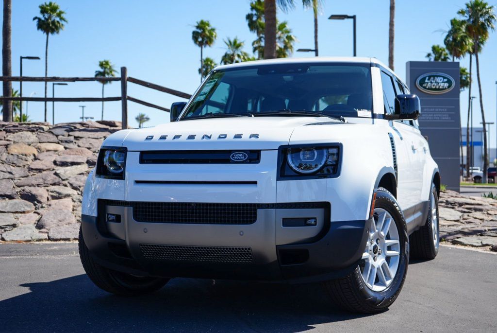 2026 Land Rover Defender 110 S