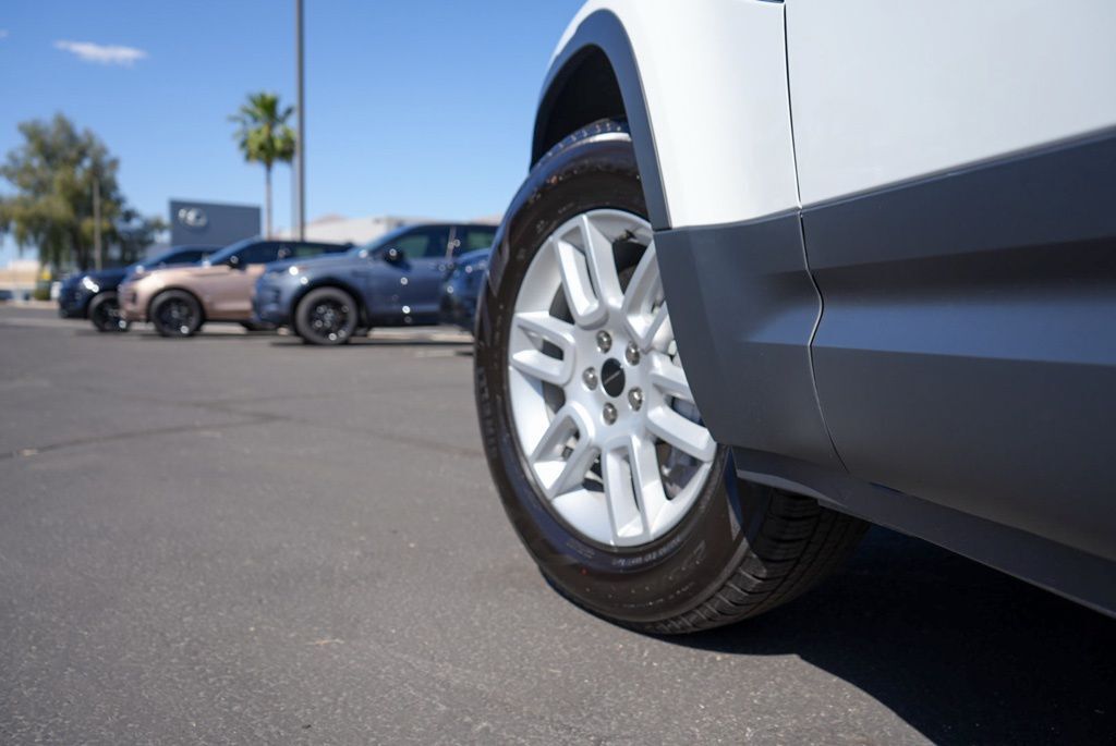 2026 Land Rover Defender 110 S