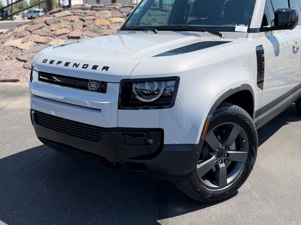 2026 Land Rover Defender 110 S