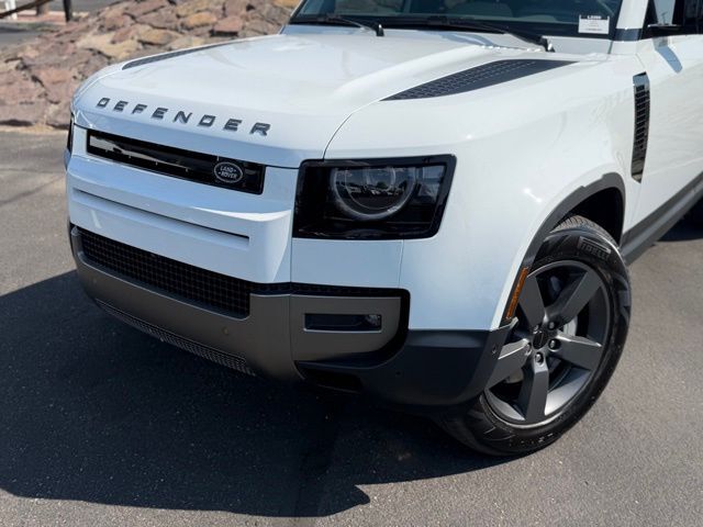 2026 Land Rover Defender 110 S