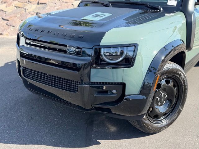 2026 Land Rover Defender 110 Trophy Edition Keswick