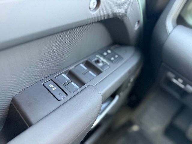 2026 Land Rover Defender 110 Trophy Edition Keswick Tucson AZ