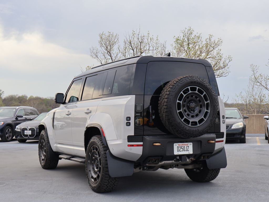 2026 Land Rover Defender 110 V8 OCTA San Clemente CA