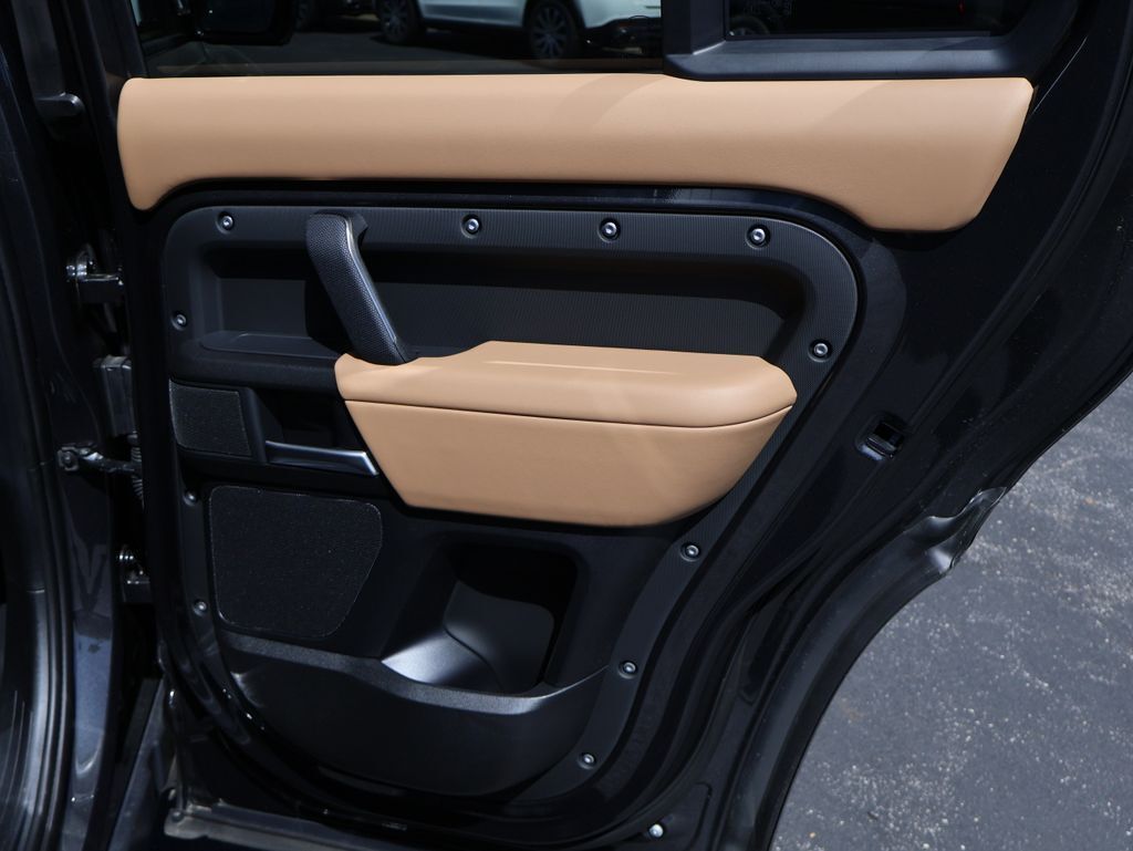 2026 Land Rover Defender 110 V8 San Clemente CA
