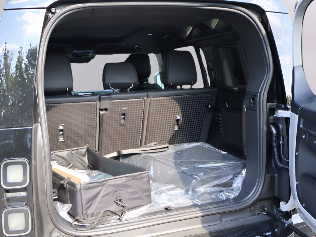 2026 Land Rover Defender 110 X-Dynamic SE San Clemente CA