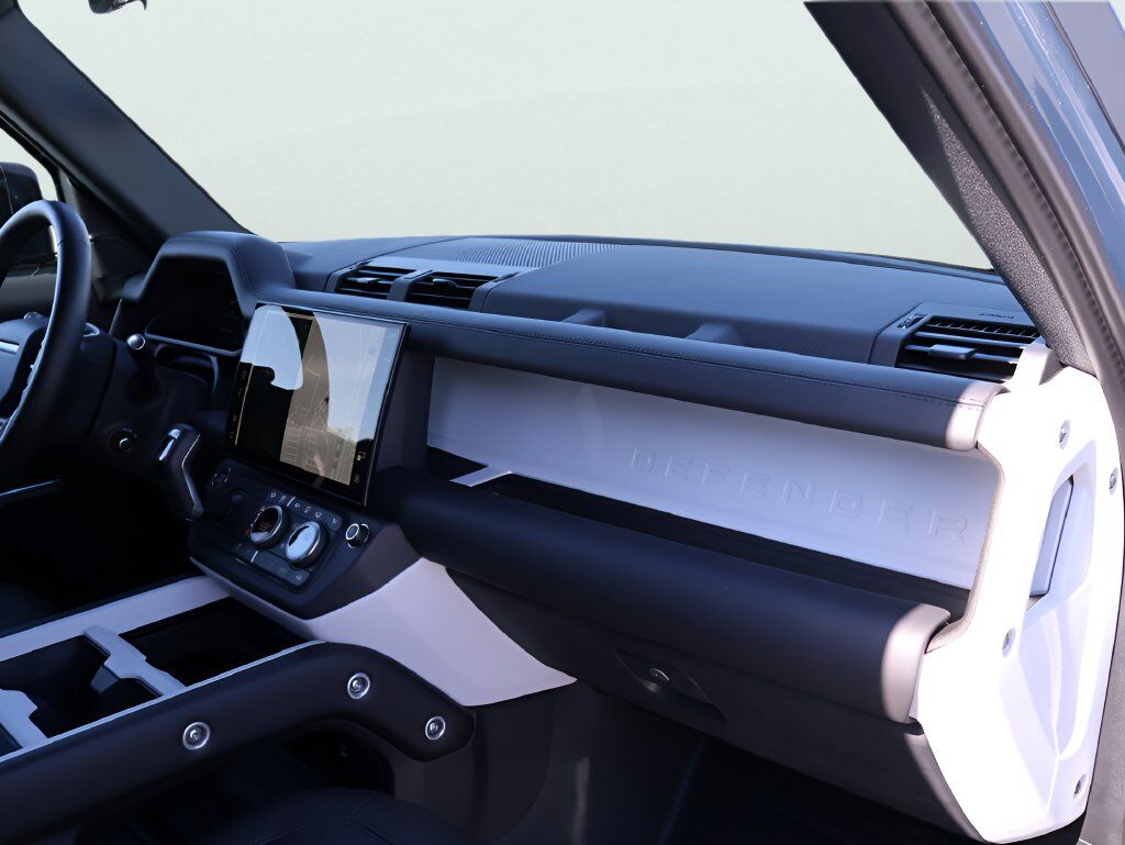 2026 Land Rover Defender 110 X-Dynamic SE San Clemente CA