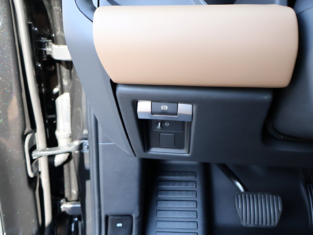 2026 Land Rover Defender 110 X-Dynamic SE San Clemente CA