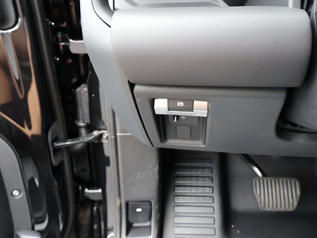 2026 Land Rover Defender 110 X-Dynamic SE San Clemente CA