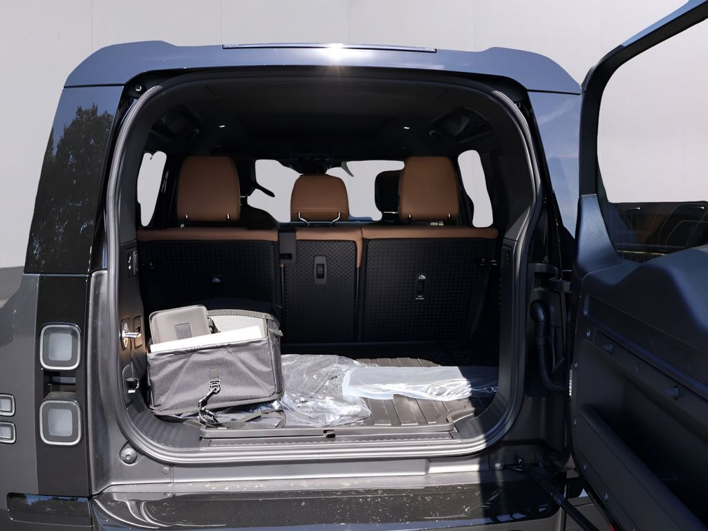 2026 Land Rover Defender 110 X-Dynamic SE San Clemente CA