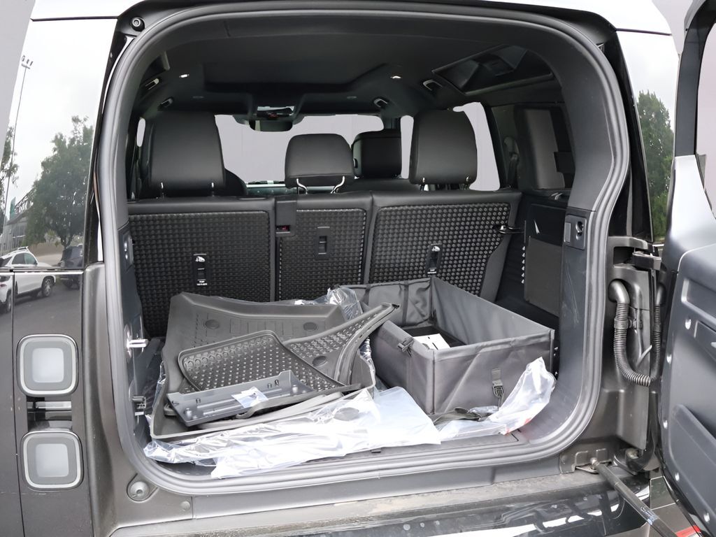 2026 Land Rover Defender 110 X-Dynamic SE San Clemente CA