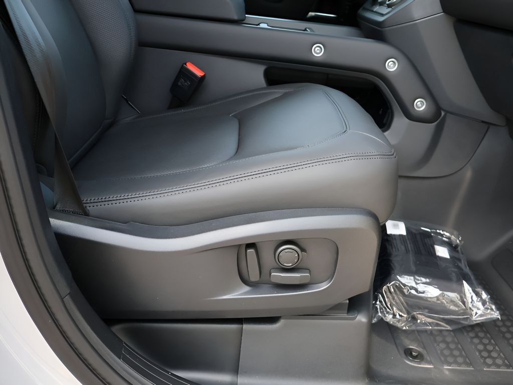 2026 Land Rover Defender 110 X-Dynamic SE San Clemente CA