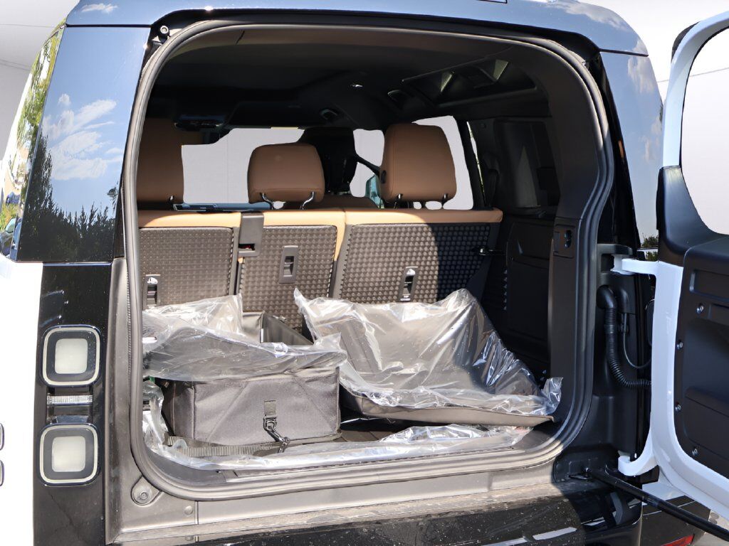 2026 Land Rover Defender 110 X-Dynamic SE San Clemente CA