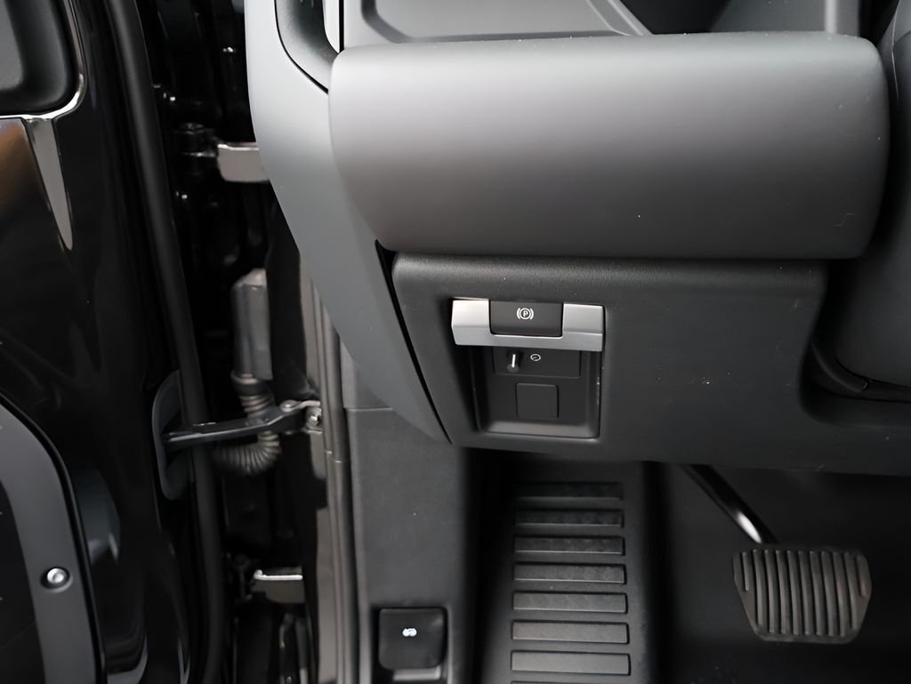 2026 Land Rover Defender 110 X-Dynamic SE San Clemente CA