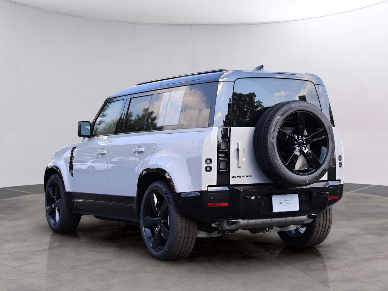 2026 Land Rover Defender 110 X-Dynamic SE San Clemente CA