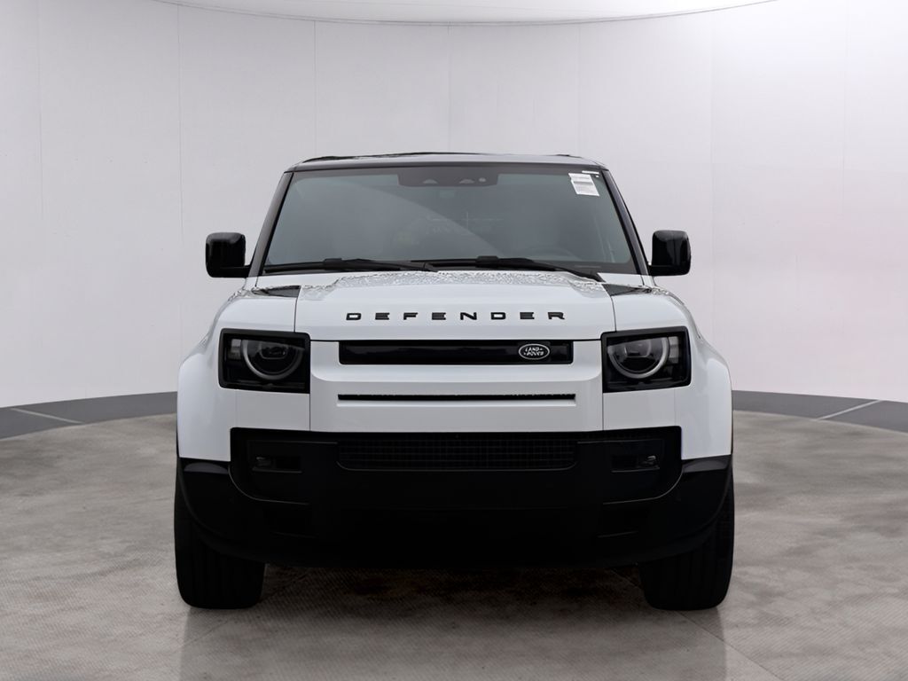 2026 Land Rover Defender 110 X-Dynamic SE
