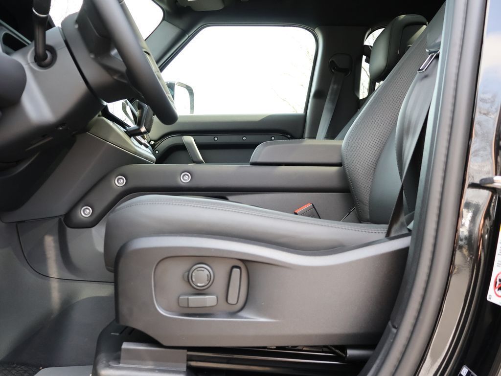 2026 Land Rover Defender 110 X-Dynamic SE San Clemente CA
