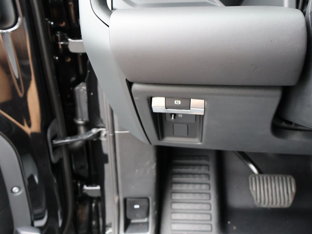 2026 Land Rover Defender 110 X-Dynamic SE San Clemente CA