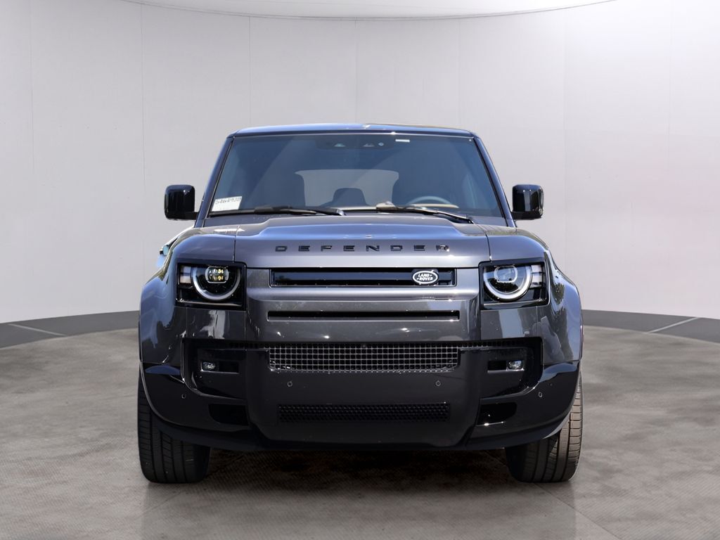 2026 Land Rover Defender 110 X-Dynamic SE