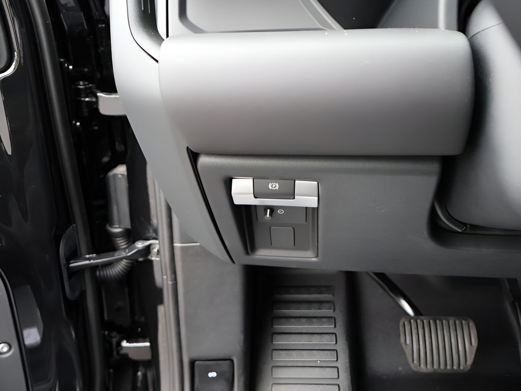 2026 Land Rover Defender 110 X-Dynamic SE San Clemente CA