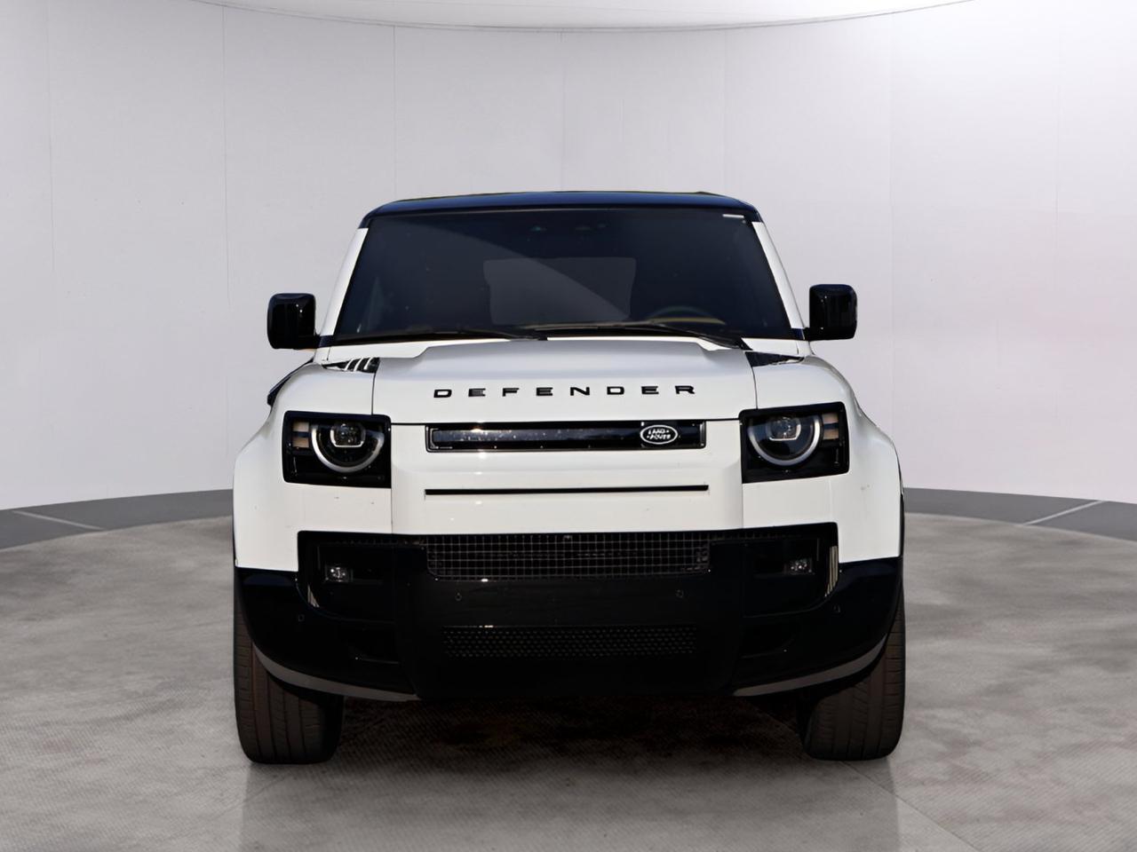 2026 Land Rover Defender 110 X-Dynamic SE