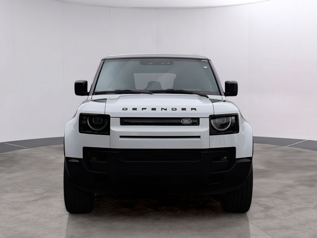 2026 Land Rover Defender 110 X-Dynamic SE